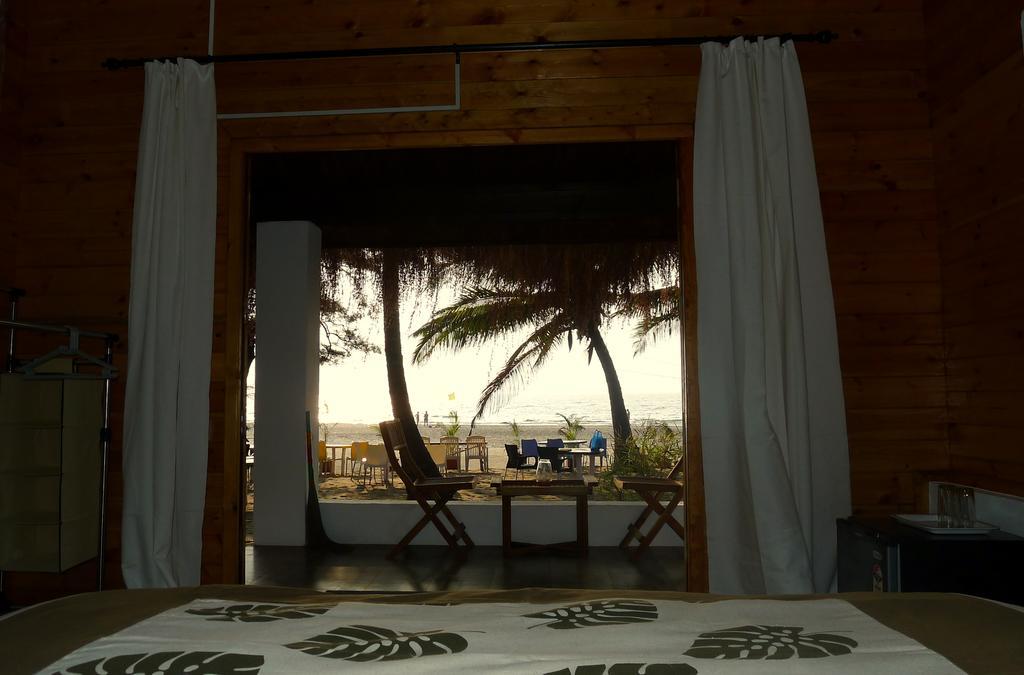 Mamagoa Resort Morjim Room photo