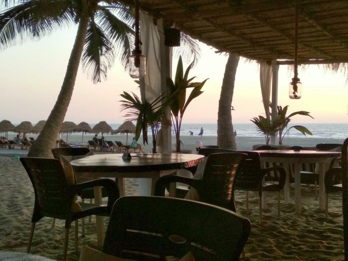 Mamagoa Resort Morjim Exterior photo